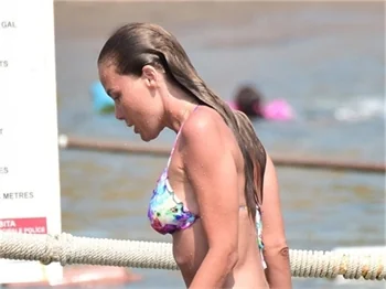 Seksi sunucu nefes kesti!