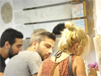 Ayrılmaya karar veren Ece Erken ile Serkan Uçar, Çeşme tatiline devam ediyor