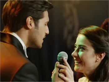 Serkan Çayoğlu rahat gezmek için sakal bırakmış