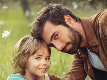 Poyraz ve Ayşegül'den romantik kareler!
