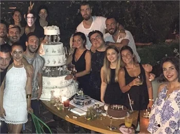 İbrahim Büyükak doğum gününü kutladı!