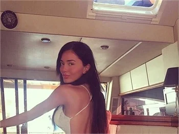 Cansu Taşkın‘ın eski fotoğrafları ortaya çıktı