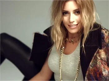 Sinem Kobal ve Okan Yalabık aynı dizide rol alacak