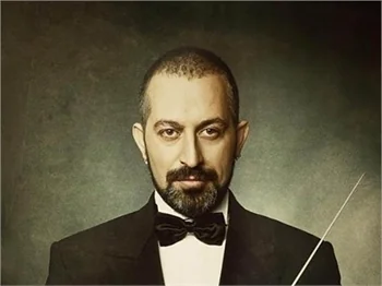 Cem Yılmaz'dan Naz Elmas cevabı