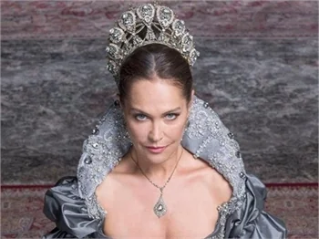 Kösem Sultan'dan ilk kare!