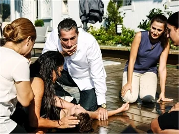 Paramparça'da aşk mevsimi!