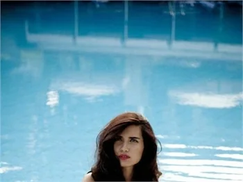 Tuba Büyüküstün italyancasıyla büyüledi