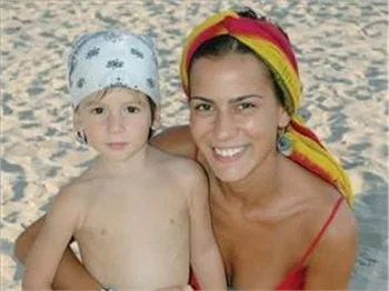 Zeynep Tokuş ile eşi uçakta kavga etti