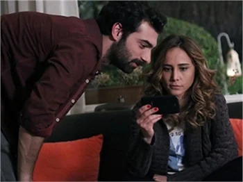 Poyraz Karayel'de küfür şoku
