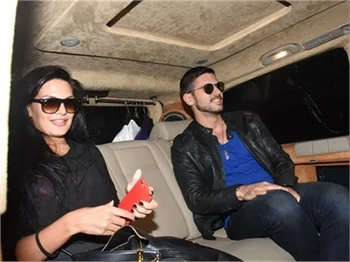 Tolgahan Sayışman ile Almeda Abazi'nin mutluluk pozu