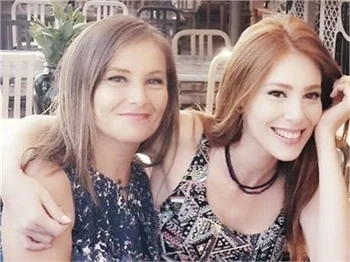 Ünlüler ve anneleri