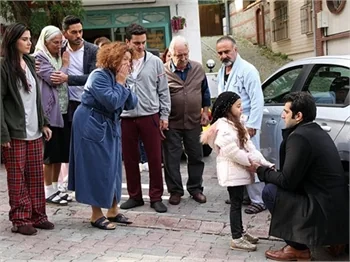 Kocamın Ailesi'nde Pelin babasını mı seçecek?