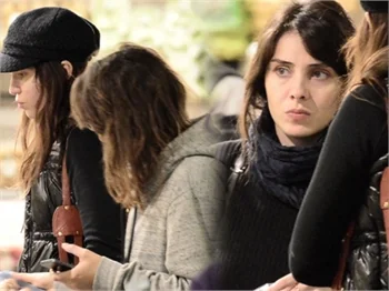 Selma Ergeç ile Nur Fettahoğlu'nun 'organik' alışverişi!