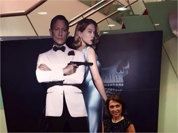 James Bond'un galasına katıldı!