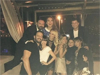Demet Akalın ve Okan Kurt'un partisine ünlü akını