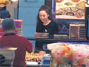 Azra Akın'ın güzellik sırrı!
