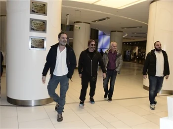Cem Yılmaz 'takım'ı topladı!