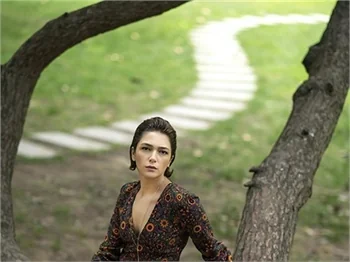 Şebnem Hassanisoughi: Aklıma mukayyet olmaya çalışıyorum