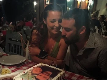 Fırat Parlak'tan Burcu Kara'yı şaşkına çeviren evlilik teklifi!