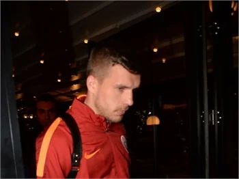 Lukas Podolski bu sefer sakin!