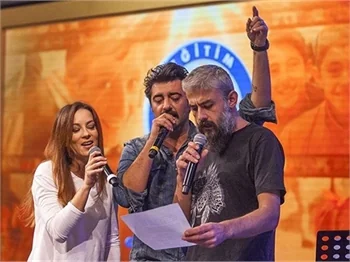 Ünlüler çocuklar için bir araya geldi!