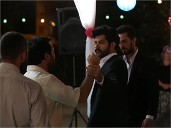 Kavgada Burak, Murat'ı korudu!