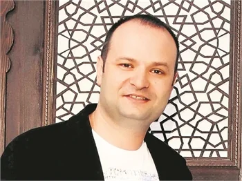 Aşk filmlerinde öpüşmek şart mı?