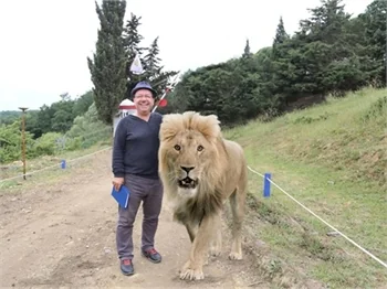Gani Müjde, Putin’in aslanıyla...