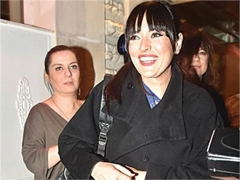 Cem Yılmaz yeni aşkı Dilara Gönder ile yakalandı
