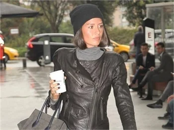 Eşinden Yasemin Ergene Özilhan'a anlamlı doğum günü hediyesi