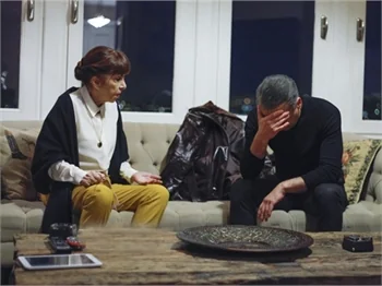Paramparça 54. yeni bölümde nikahta büyük sürpriz...