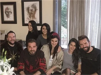 Engin Altan Düzyatan ve Neslişah Alkoçlar'a bebek ziyareti