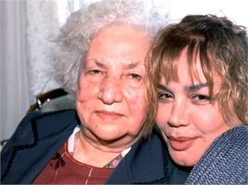Sezen Aksu'nun anne acısı!