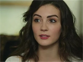 Burcu Özberk: Her şeyde aşk olmalı