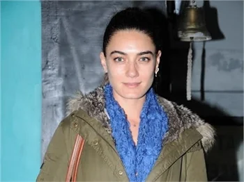 Hande Subaşı boşanma sorusuna öyle bir cevap verdi ki...