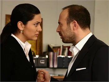 Bergüzar Korel ve Halit Ergenç'in 'reklam' davası sürüyor