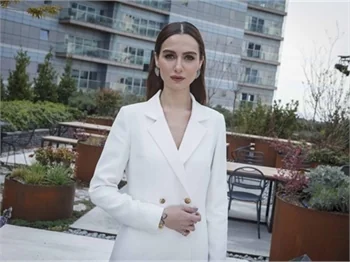 Sarp Levendoğlu-Birce Akalay çiftinden boşanma iddialarına yanıt