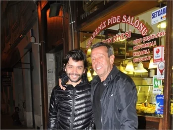 Celal Çapa ve oğlu Emre Çapa'nın yemek keyfi!