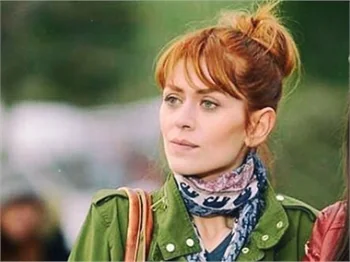 Hazal Türesan: Demet Evgar'ı çok seviyorum