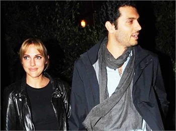 Meryem Uzerli ile sevgilisi Alp Özcan, Fransa'ta tatile gidiyor!