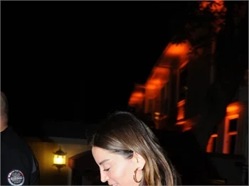 Eski eşinin adını duyunca kaçtı