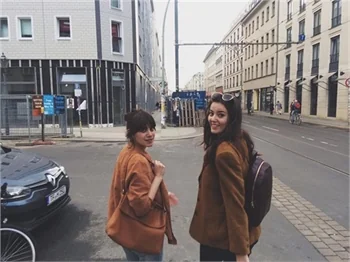 Ünlüler Fenerbahçe için Berlin'e uçtu!