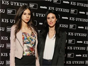 Deren Talu'dan olay yaratan paylaşım
