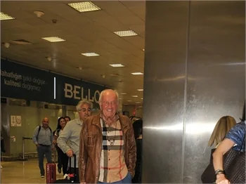 Tatil bitti! Ünlüler İstanbul'a döndü!