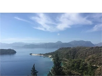 Engin Hepileri ile Beyza Şekerci tatilde