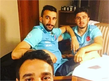 Milliler, Fransa'ya geçti