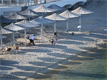 Nil Karaibrahimgil tatil sezonunu açtı