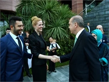 Ünlüler Cumhurbaşkanı Recep Tayyip Erdoğan'ın iftar yemeğinde