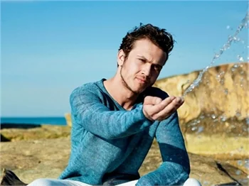 Çağatay Ulusoy ile Aras Bulut İynemli aynı dizide buluştu