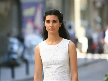 Kıvanç ve Tuba'nın yeni dizisinin adı ve rolleri belli oldu